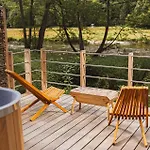 L'insolite De La Claire Fontaine & Included La-Roche-en-Ardenne