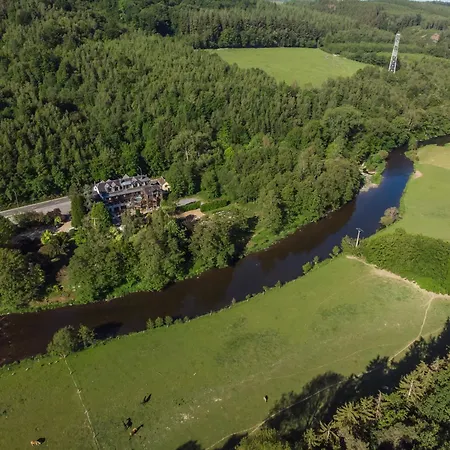 L'insolite Par La Claire Fontaine *