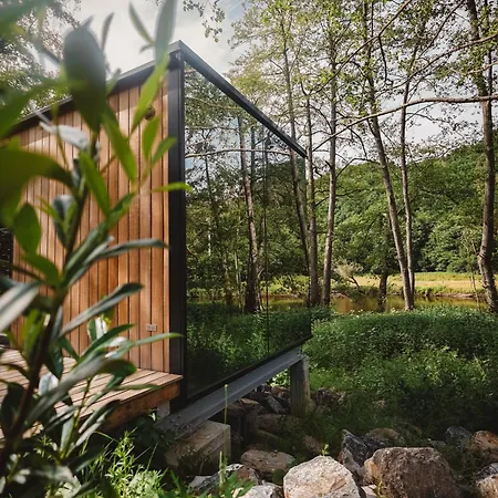 L'insolite Par La Claire Fontaine Деревянный коттедж Ла-Рош-ан-Арден