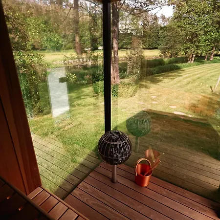 L'insolite Par La Claire Fontaine Lodge *