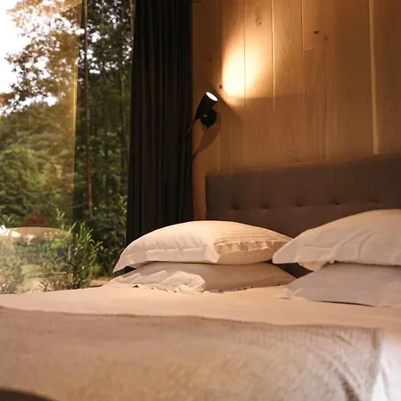 L'insolite Par La Claire Fontaine *