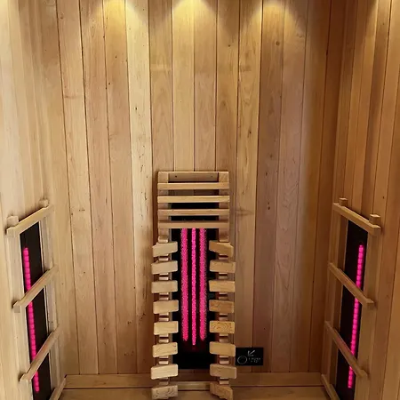 L'insolite Par La Claire Fontaine Lodge *