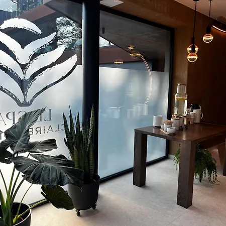 L'insolite Par La Claire Fontaine Lodge La-Roche-en-Ardenne