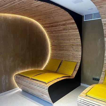 L'insolite Par La Claire Fontaine *