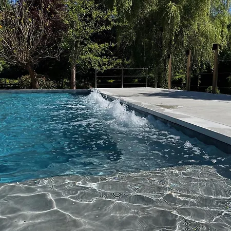 L'insolite Par La Claire Fontaine